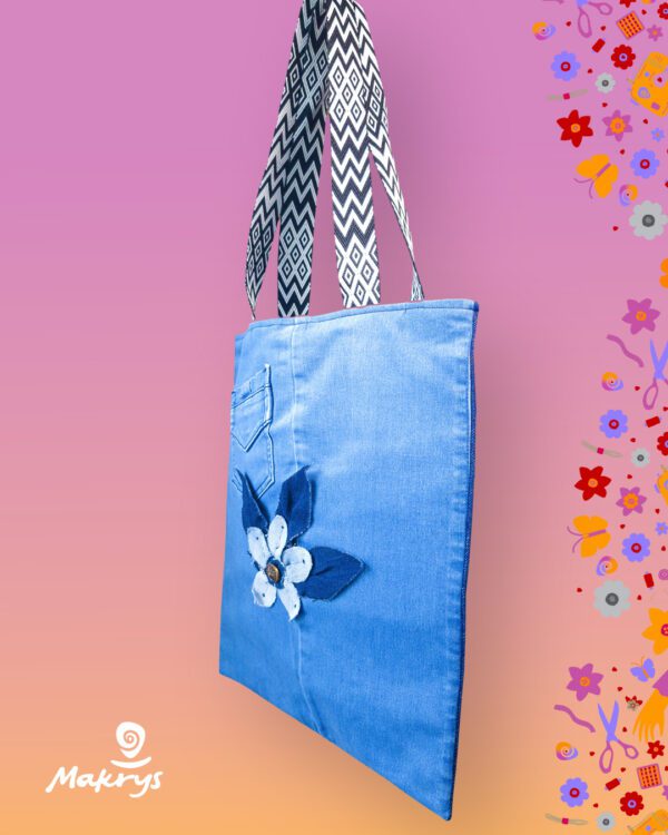 bolso-denim-artesanal-makrys-Alma-en-Flor-bag-Makrys Bolso artesanal en denim reciclado Makrys. Alma-en-Flor-bag-Makrys