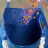 bolso-denim-artesanal-makrys-Sendero-en-Flor-bag-Makrys Bolso artesanal en denim reciclado Makrys. Sendero-en-Flor-bag-Makrys